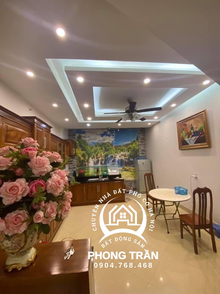 Bán hà ngõ 49 phố Xuân La, Tây Hồ chỉ: 17 tỷ, DT 88m2, 6 tầng, Thang máy, Dân trí cao