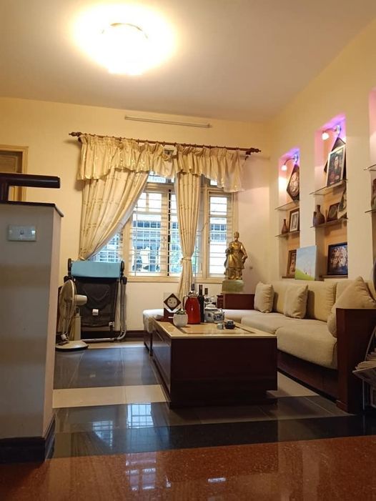 Nhà Mặt Phố Thuỵ Khuê, DT 60m2, MT 5m, 8 Tầng: ở và KD - Mặt Phố KD Sầm Uất - Chỉ 31.2 tỷ -