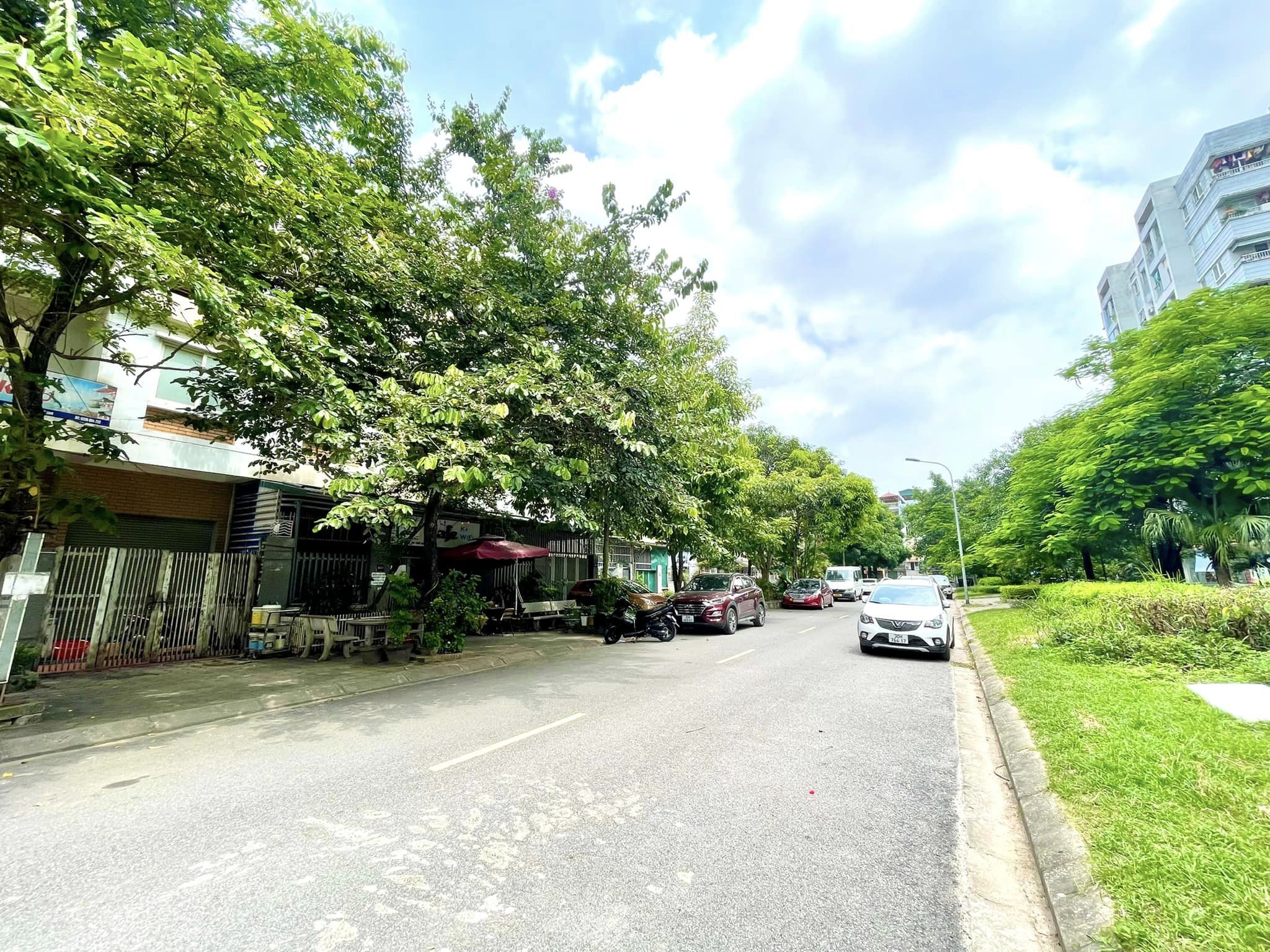 Bán LK Viglacera Đại Mỗ sát Vạn Phúc 76M 4 Tầng-Vỉa Hè-Ô tô Đỗ-Kinh Doanh giá nhỉnh 8 tỷ