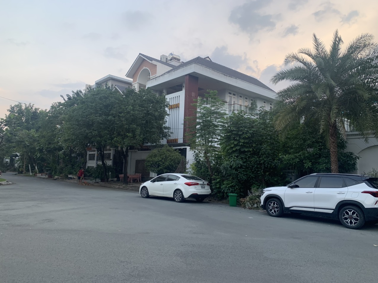 Bán nhà đường số 28 An Phú Quận 2 trệt 3lầu 10x20 chỉ 52tỷ nhà sát Công Viên Cao Đức Lân