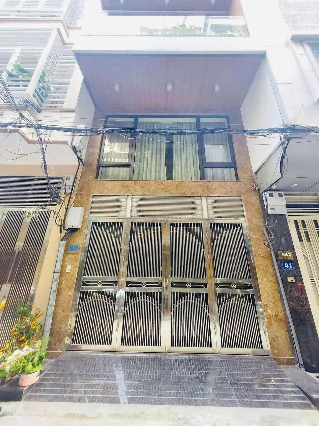 BÁN NHÀ NGÕ 55 HUỲNH THÚC KHÁNG LÁNG HẠ ĐỐNG ĐA PHÂN LÔ VIP 50m2 13 TỶ