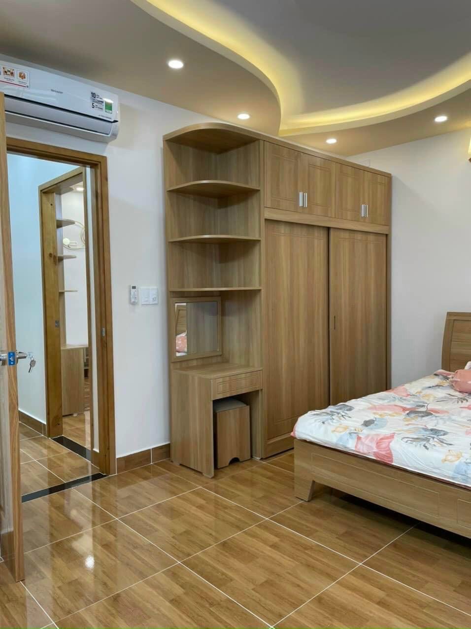 Nhà đẹp, Hồ Biểu Chánh, 3 lầu, 5 x 10m, 4PN, hẻm 4m, Phú Nhuận, DT 50m², Giá 8.8 Tỷ