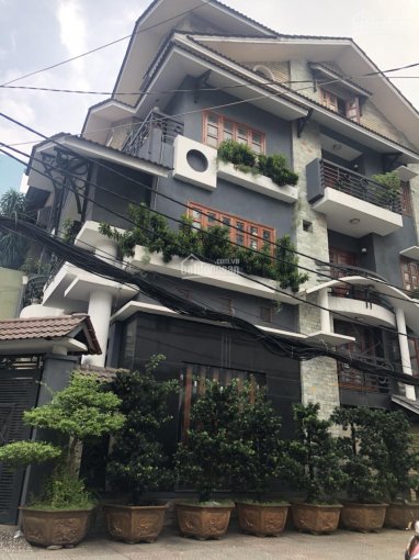 Chính chủ bán biệt thự 1073 Cách Mạng Tháng Tám(Cư Xá Tự Do) Tân Bình DT: 6x20m 4lầu giá 22.5 tỷ TL