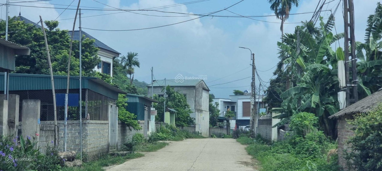 Bán gấp 130m²full thổ cư trung tâm huyện Lương Sơn giá rẻ