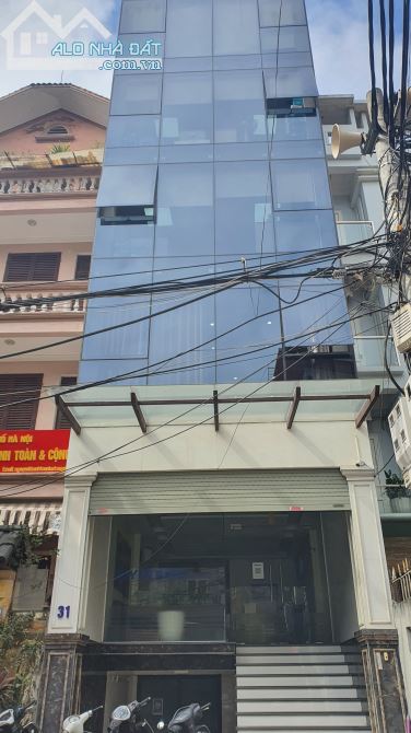 90m2