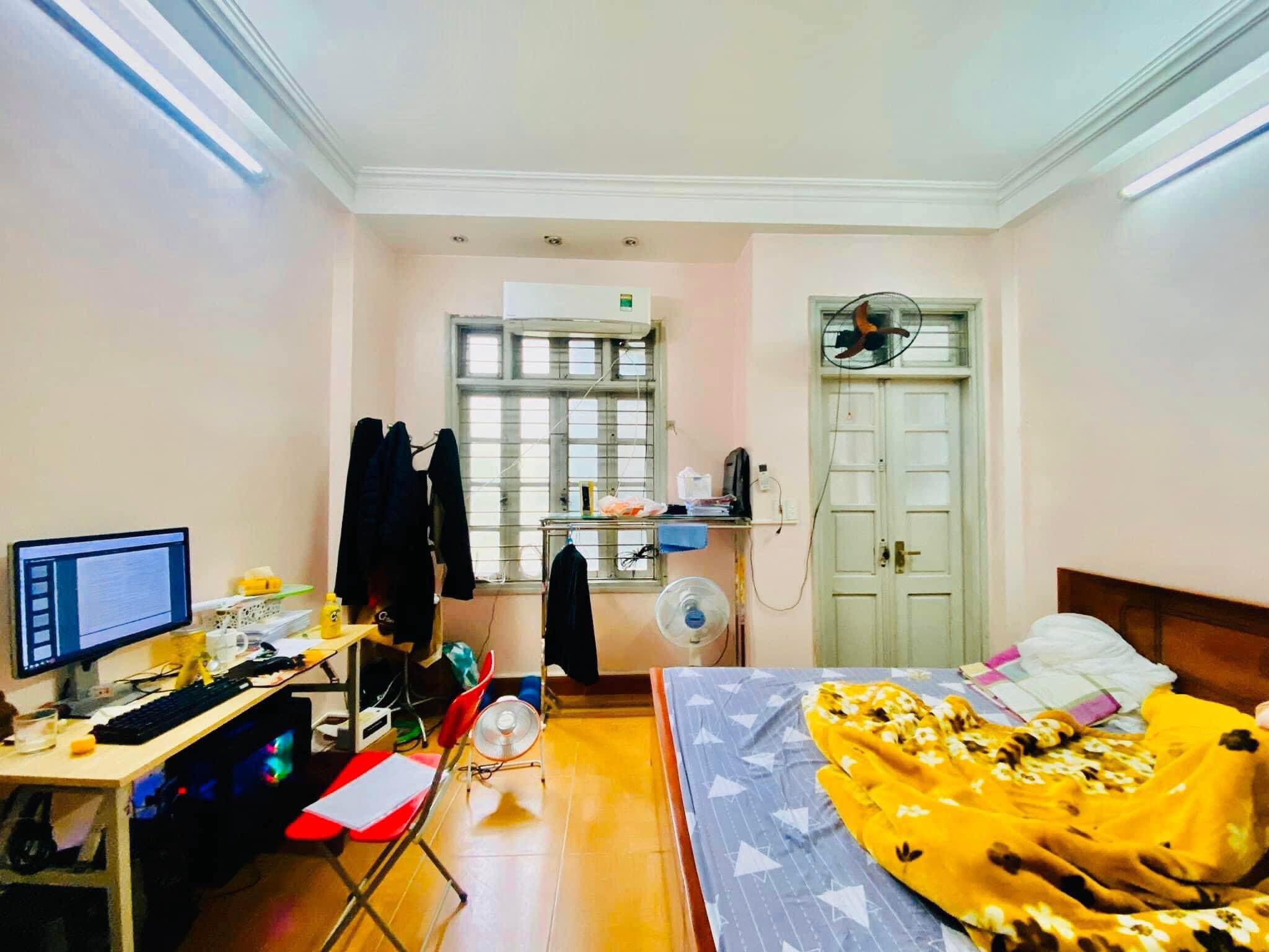 SIÊU HIẾM – NHÀ ĐẸP 4 TẦNG CHẮC CHẮN PHỐ ĐÔNG THIÊN – HOÀNG MAI – NGÕ 3 GÁC – GIÁ 3.1 TỶ