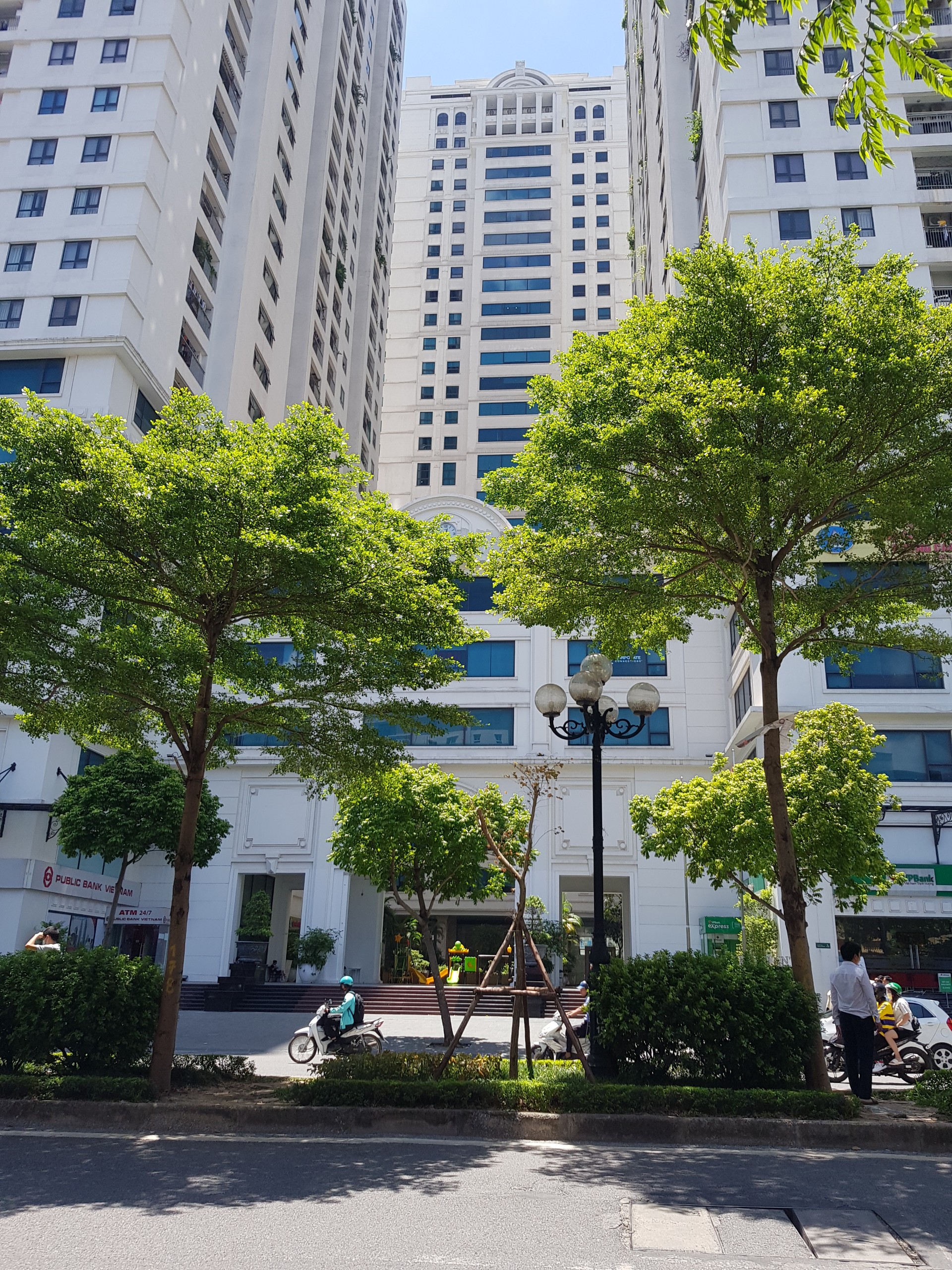 CENTRAL POINT - CHUNG CƯ CAO CẤP - TRUNG TÂM QUẬN CẦU GIẤY - GIAO THÔNG THUẬN LỢI