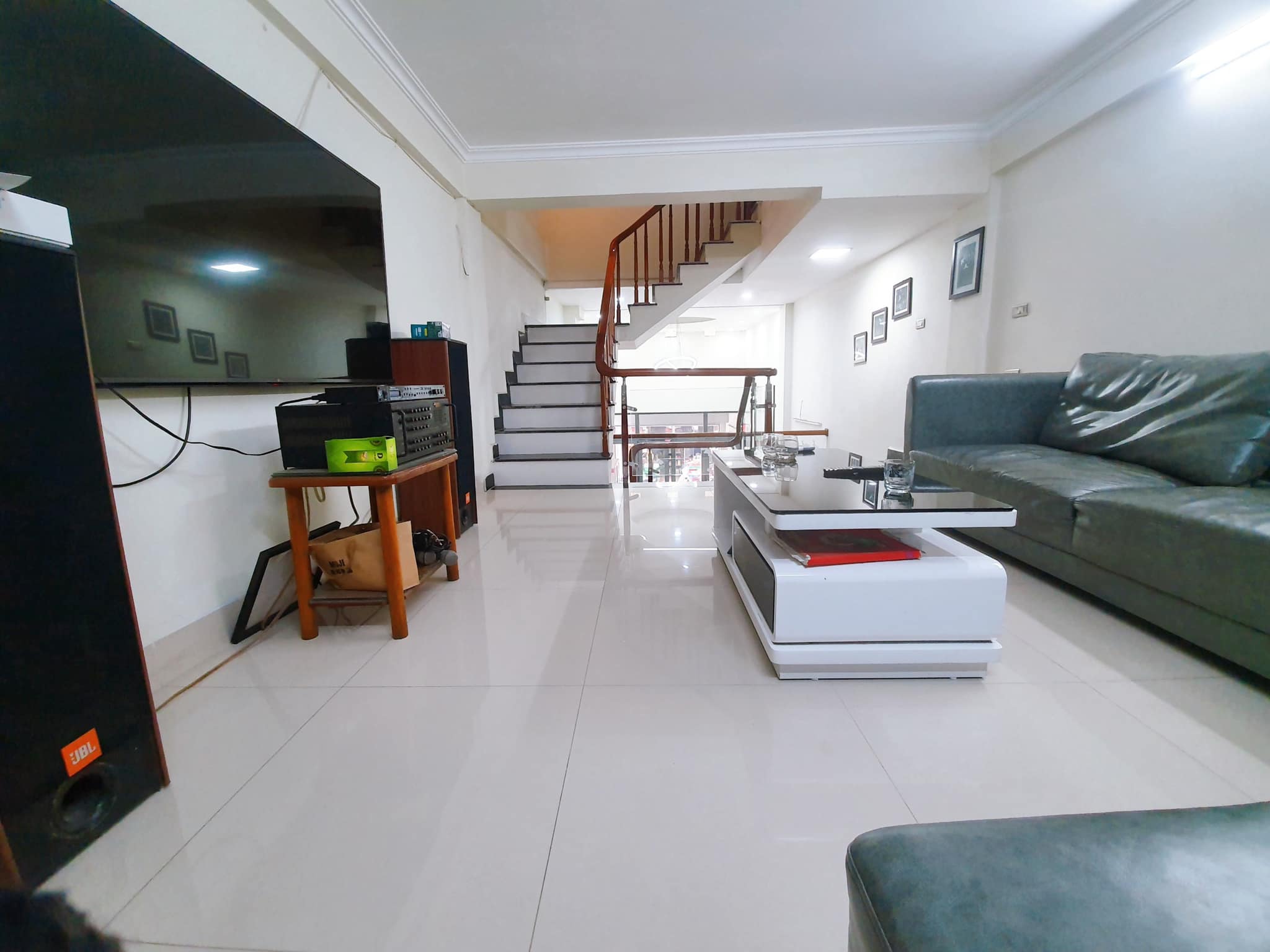 Bán nhà mặt phố Chùa Quỳnh,DT 40m x 6 tầng,kinh doanh sầm uất