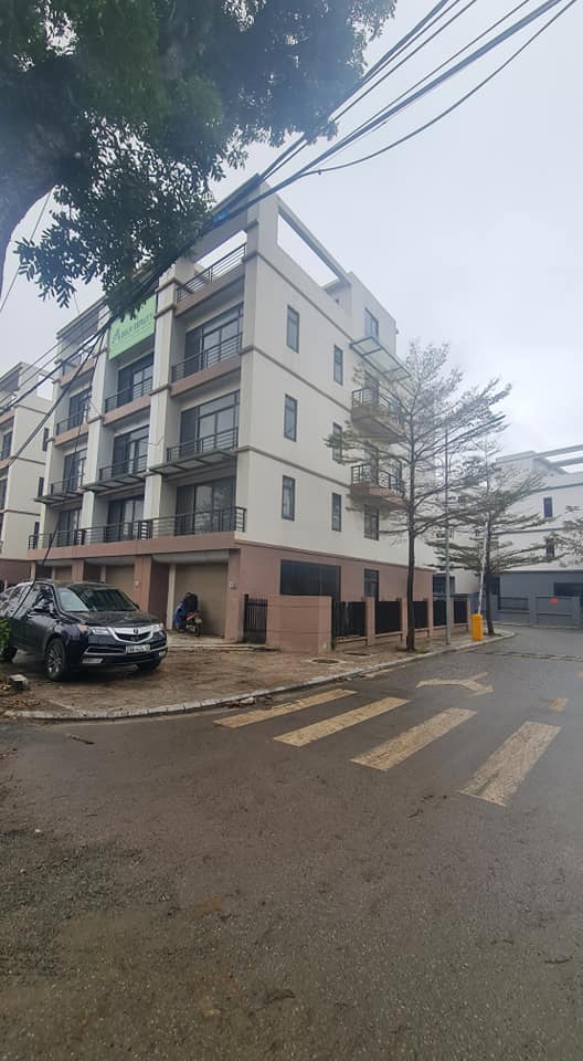 Nhà 03 Mặt Đường Trịnh Văn Bô quận Nam Từ Liêm; Sổ135m2; 5T; Mặt Tiền 32m ; đang cho thuê 80tr/tháng. 30.5tỷ