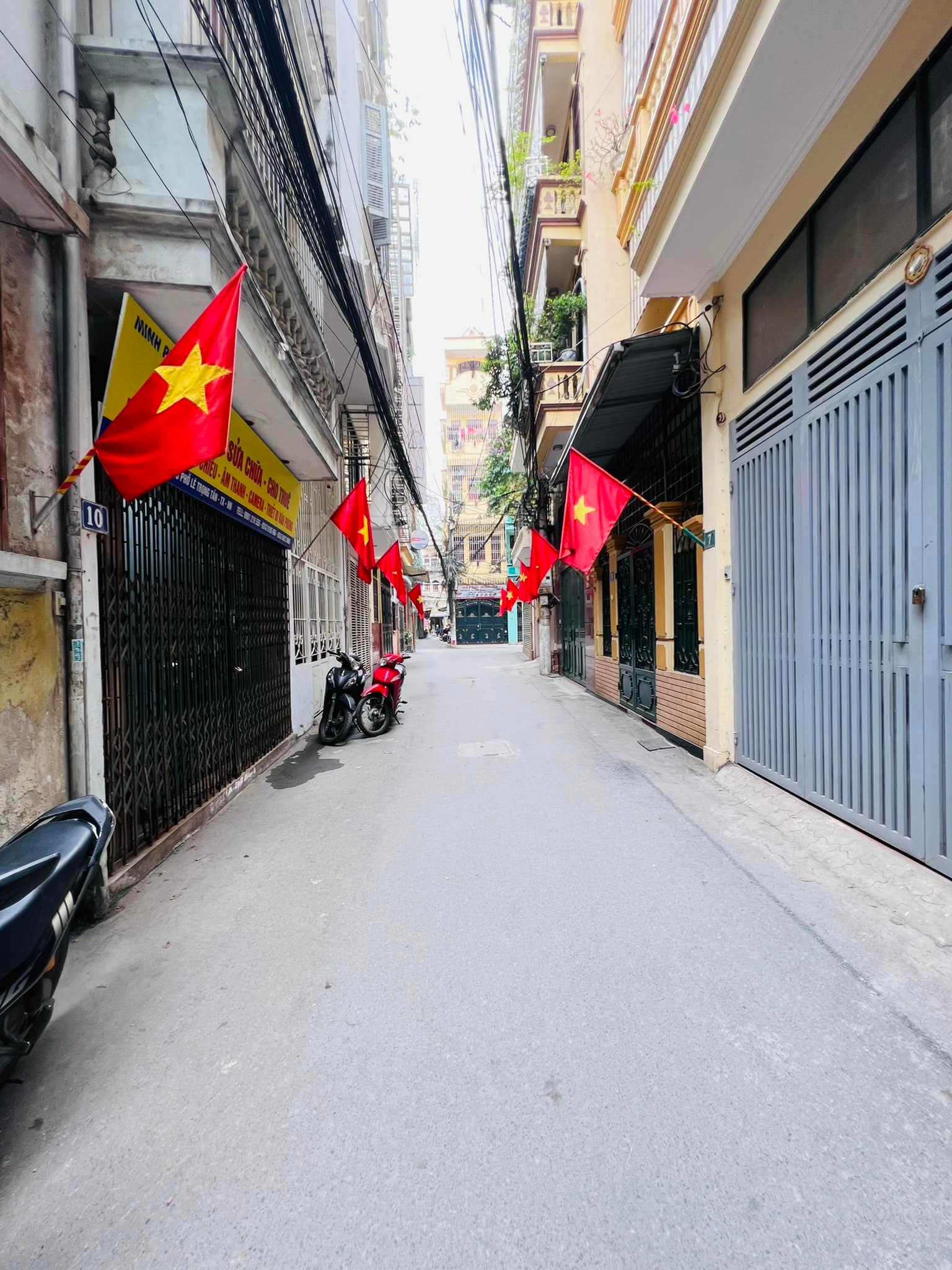 Nhà Phố Lê Trọng Tấn TX 47M2 GIÁ CHÀO 8.7 TỶ CÓ TL