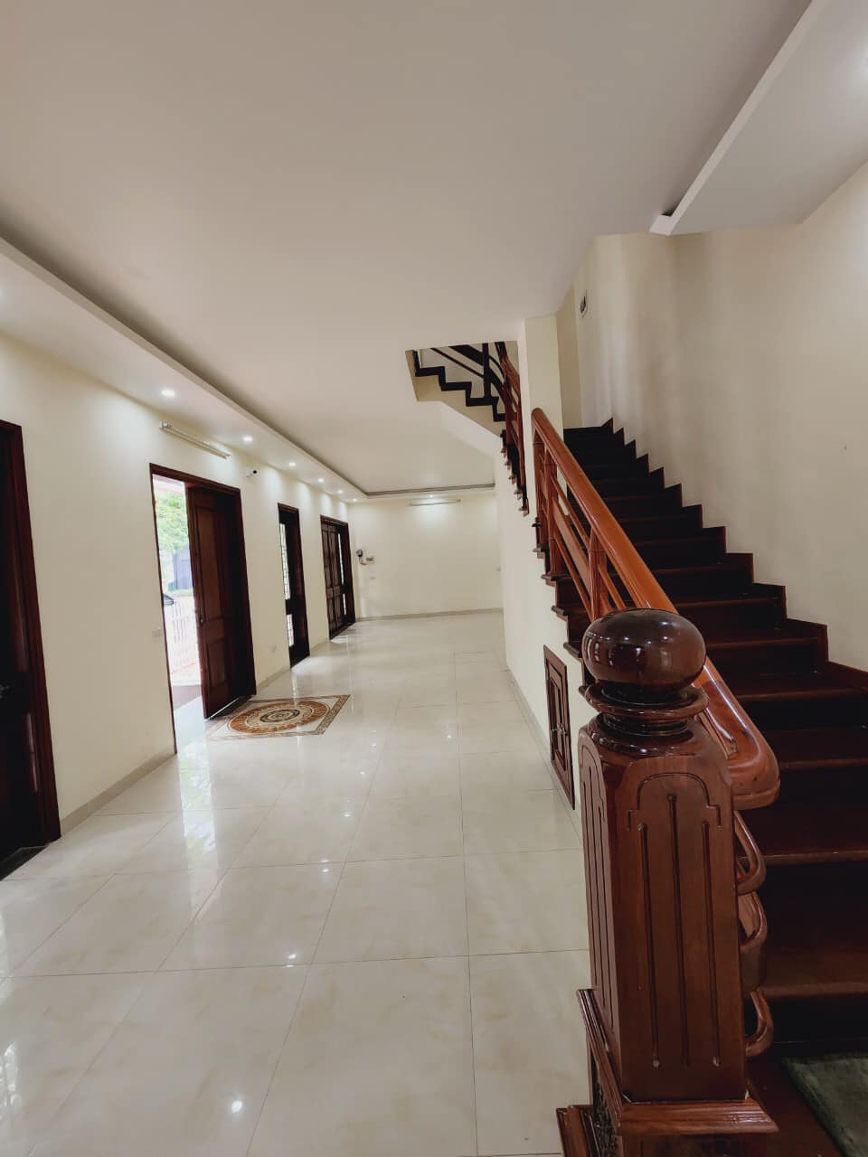 Biệt thự Viglacera Xuân Phương 105m2, lô góc, vỉa hè ô tô dừng đỗ, kinh doanh tốt, 14.3 tỷ