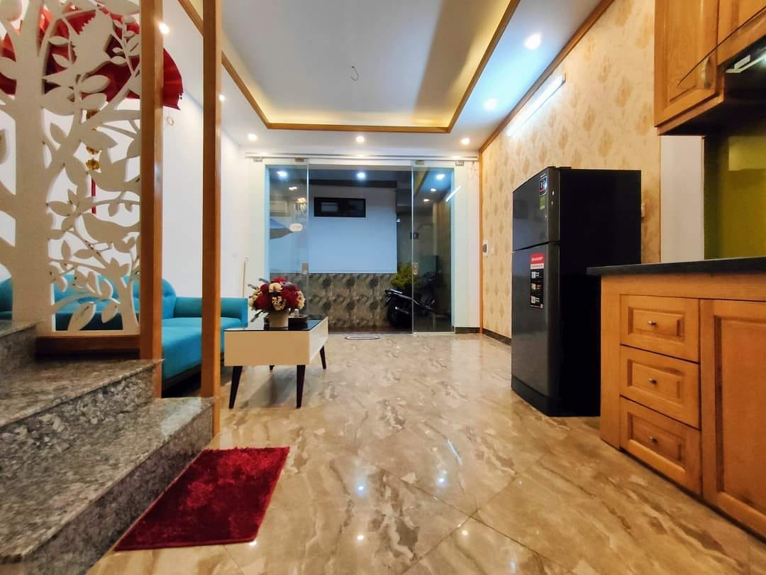 Bán nhà 5T Trần Thái Tông, Cầu Giấy, Mới đẹp – Gần oto đỗ - Full tiện ích, 4.3 tỷ