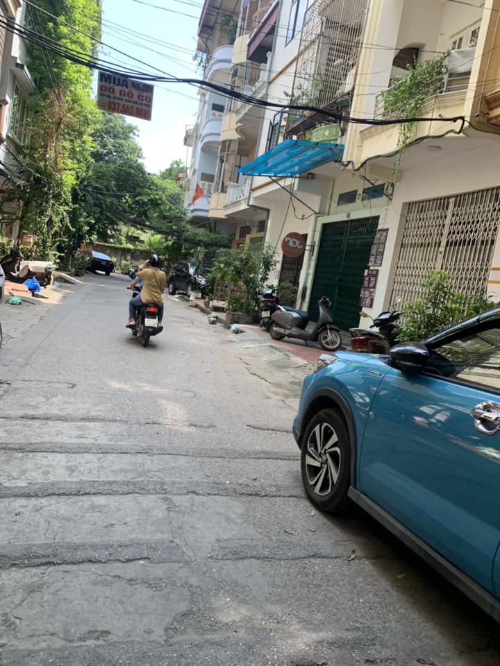 CẦN BÁN NHÀ NGÕ 169 TÂY SƠN NHÀ ĐẸP Ở LUÔN -Ô TÔ ĐỖ CỬA -DT 68M 5 TẦNG GIÁ 9,8 TỶ