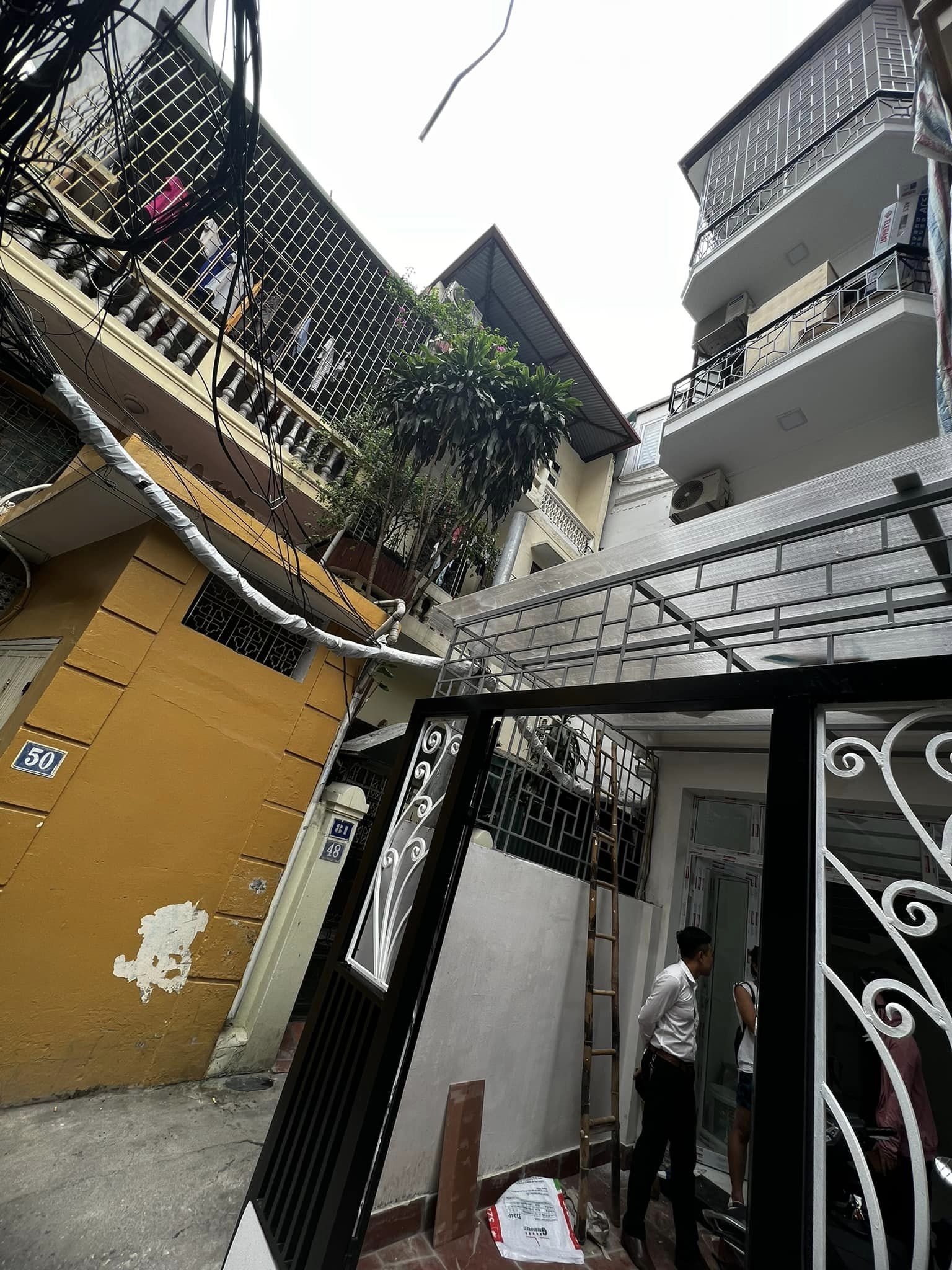 Bán Nhà Phố Thành Công, Ba Đình 37m Thoáng, 4 Tầng, Lô Góc Chỉ có 4 Tỷ 56