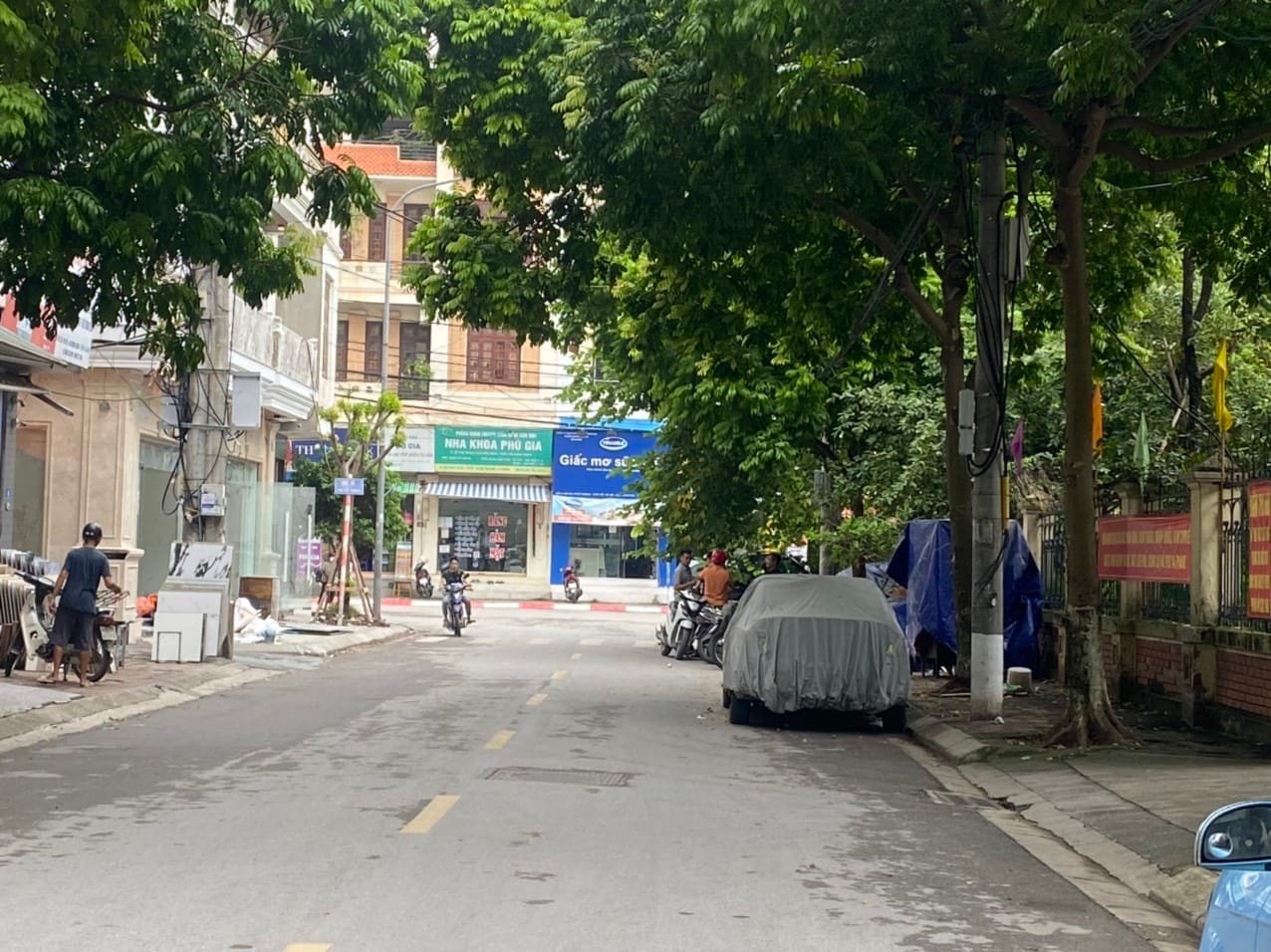 Bán Nhà PHÚ THƯỢNG, TÂY HỒ Lô Góc, KD DT 30m, 4 Tầng, 3 PN Chỉ 4 Tỷ 95