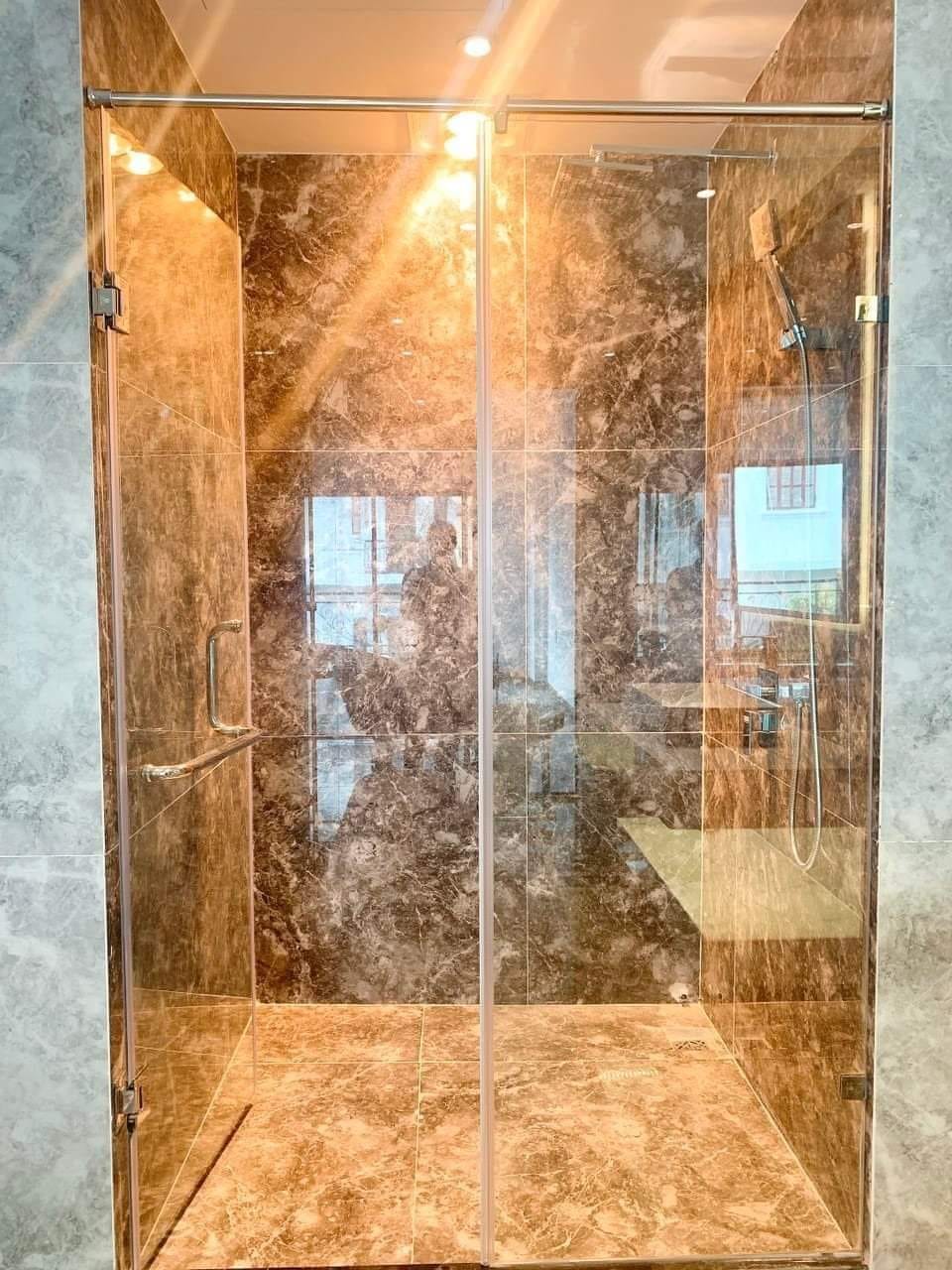 BÁN TÒA NHÀ MẶT PHỐ TIẾP GIÁP QUẬN HOÀN KIẾM VÀ QUẬN HAI BÀ TRƯNG