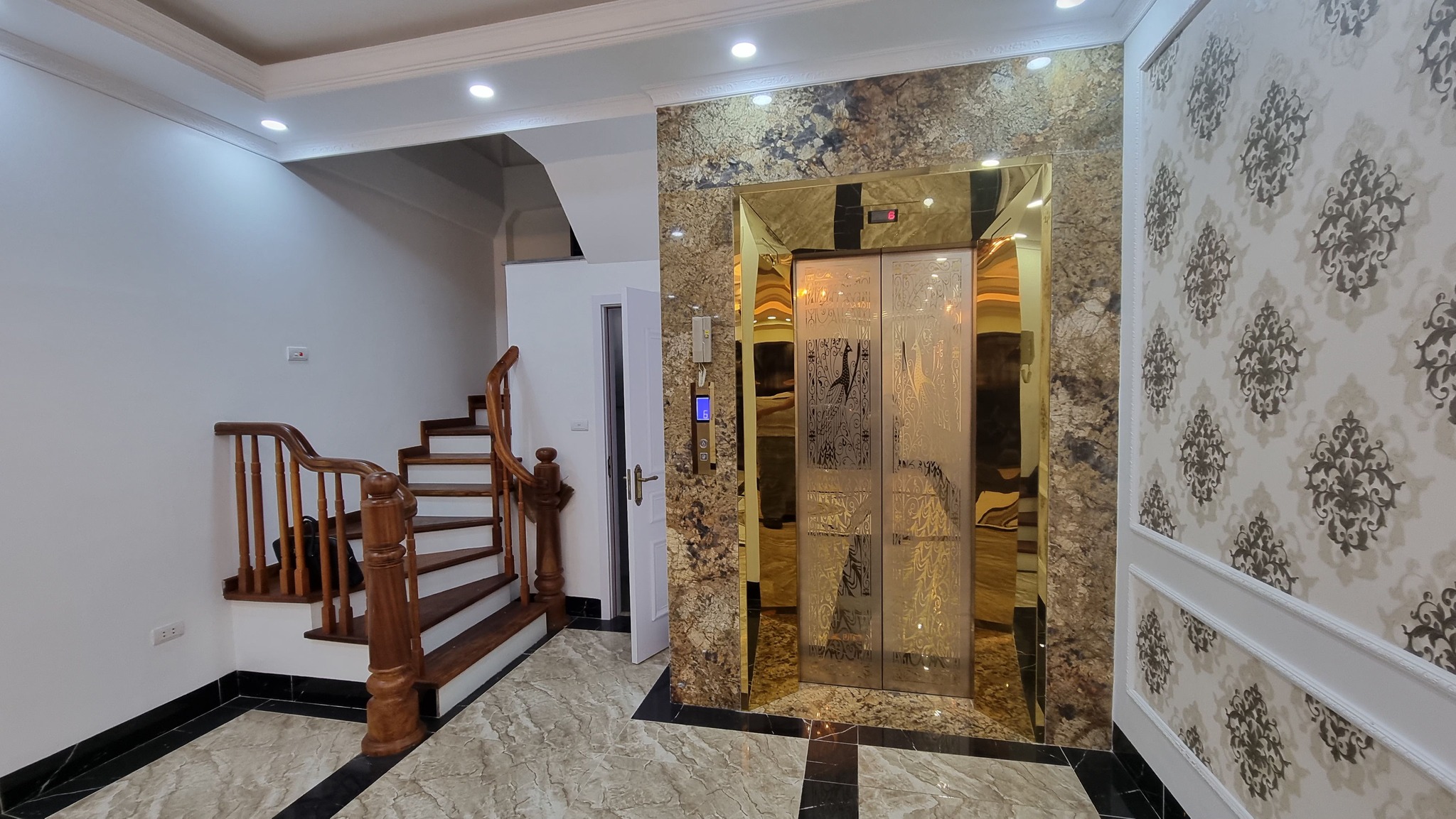 Hơn 1 tỷ có nhà Yên Phụ 3T/3N 3 bước Hồ Tây Ô tô tránh