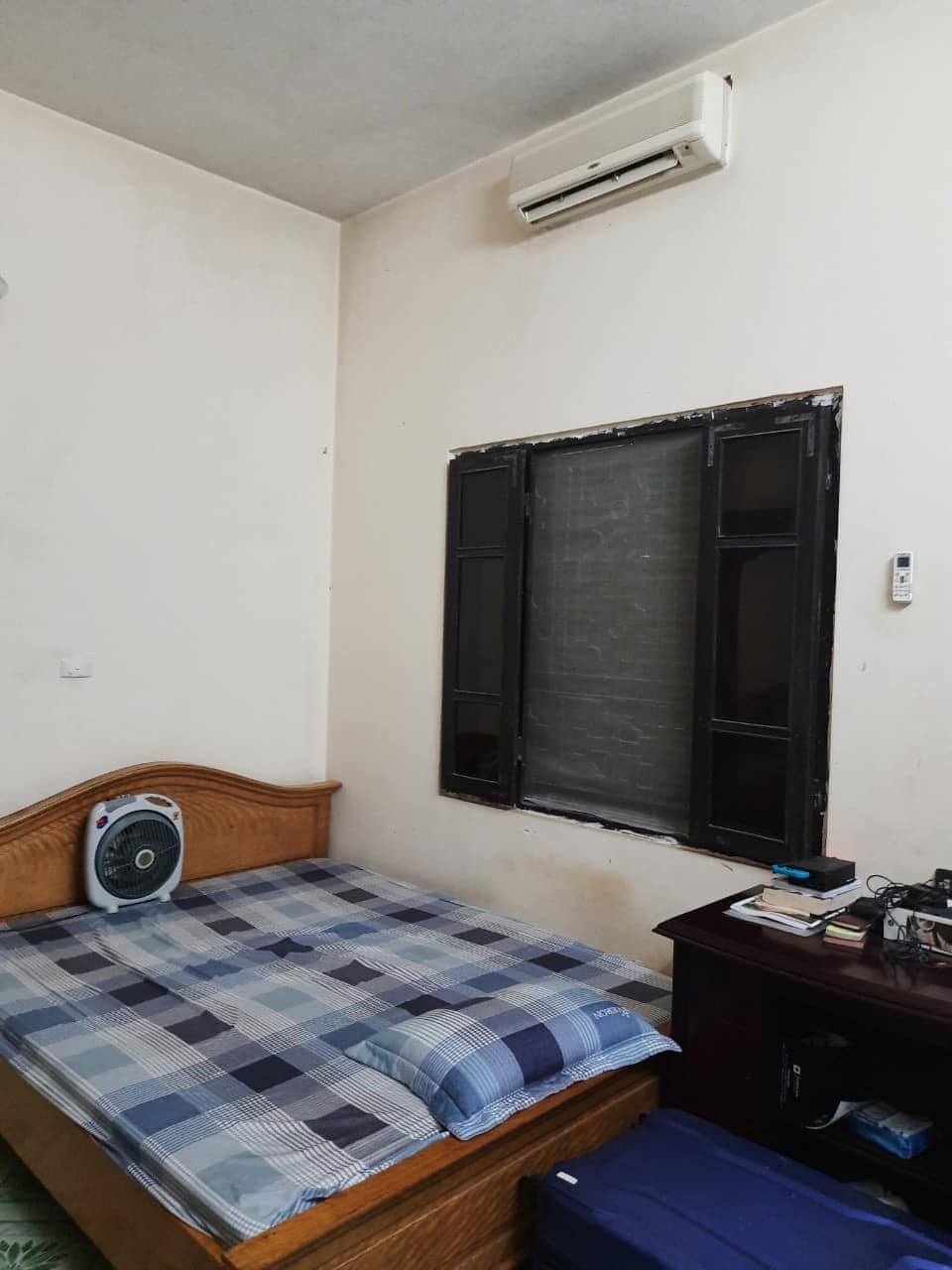 BÁN GẤP NHÀ 2 MẶT NGÕ HOA BẰNG- CẦU GIẤY DT 43M- 3T- MT 4.5M- GIÁ CHỈ 4.85 TỶ