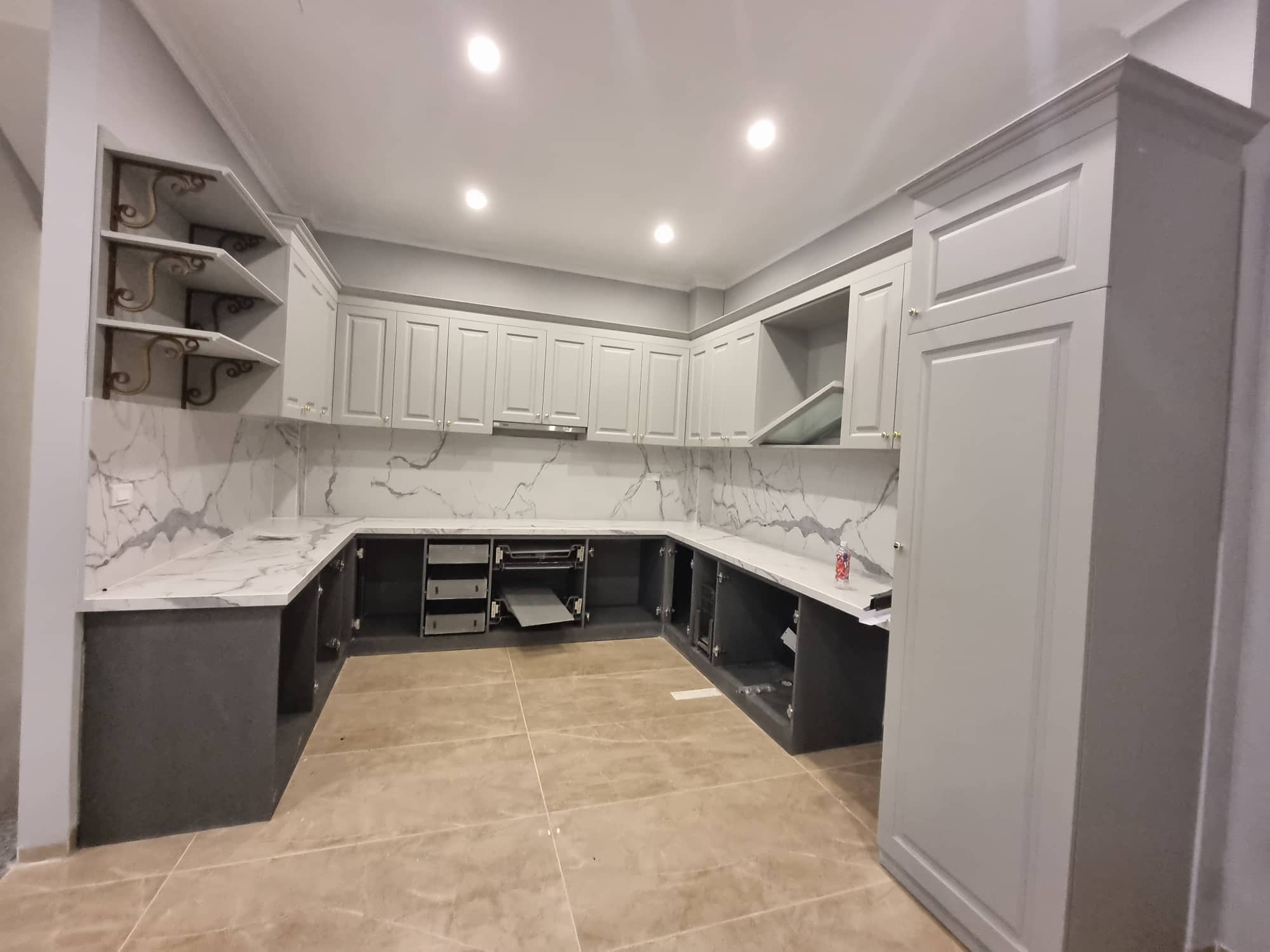 Siêu Phẩm Cầu Giấy: Nhà Phố Nguyễn Thị Định_100m2, 6 Tầng, Mặt tiền 6.5m, Giá 30 tỷ