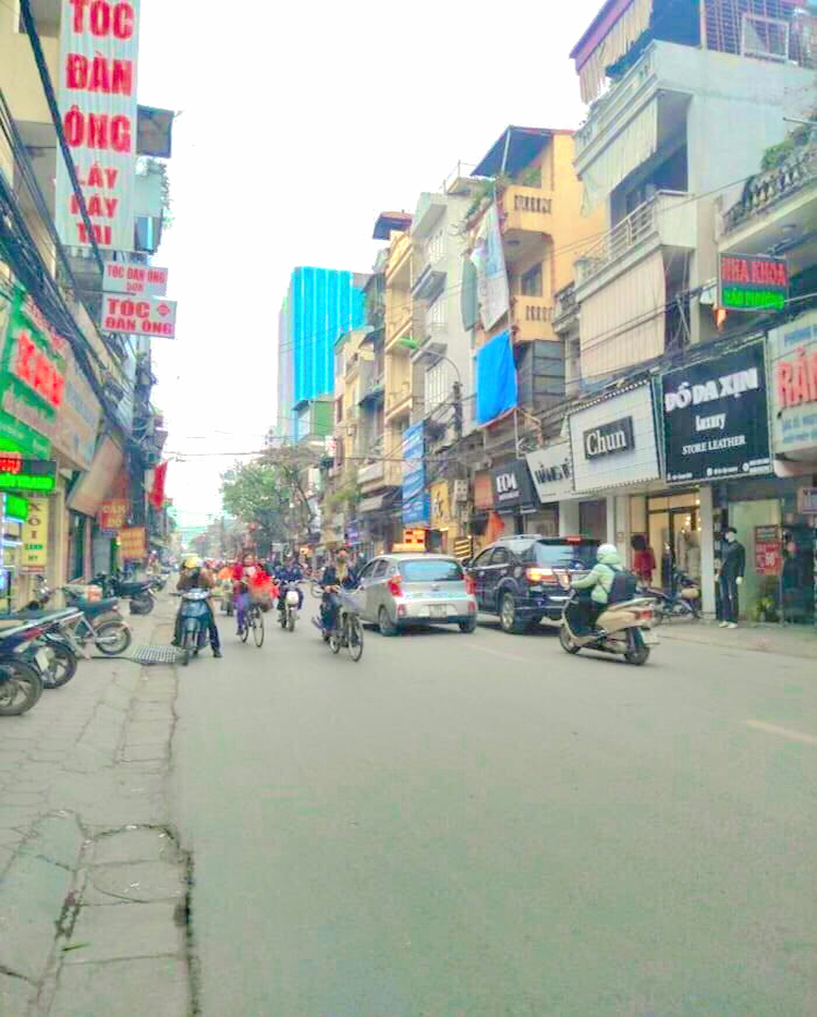 Chính chủ nhờ bán lô góc 70m2 đường Y gần chợ sinh Viên HVNN, Trâu Quỳ. Kinh doanh sầm uất.