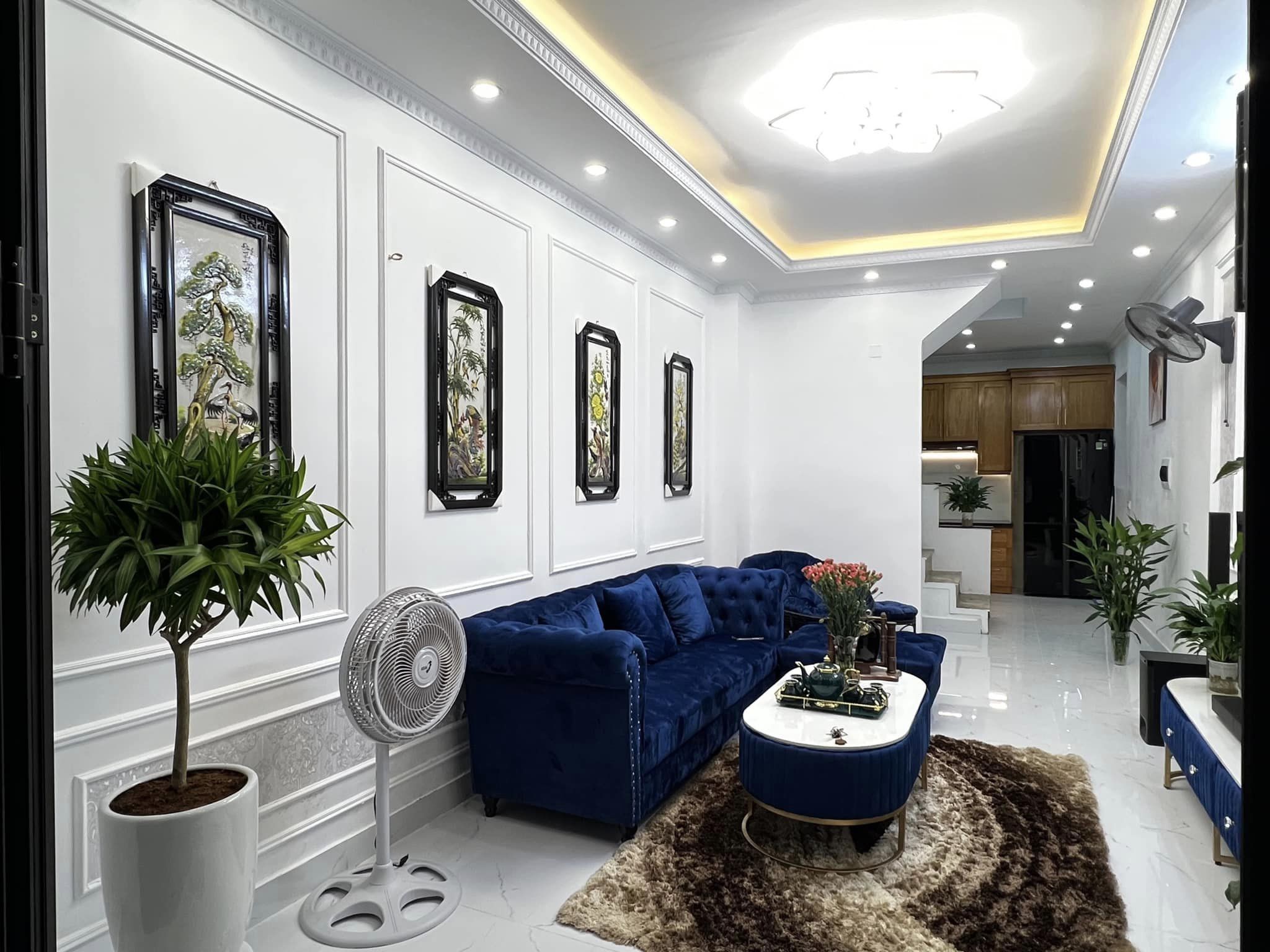 Nhà Ngã Tư Sở, 40m2, 4 tầng, 4.3 tỷ, gần phố, ngõ Ba Gác tránh xe máy