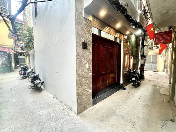 Bán Nhà Phố Yên Hoà, Ngõ Thoáng KD, 6 Tầng, 43m, 8PN Chỉ có 5 Tỷ 3