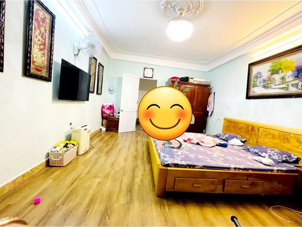 Nhà đẹp ở ngay phố Bùi Xương Trạch ngõ thông 6 tầng mặt tiền 4,5 m giá chỉ 3.95 tỷ