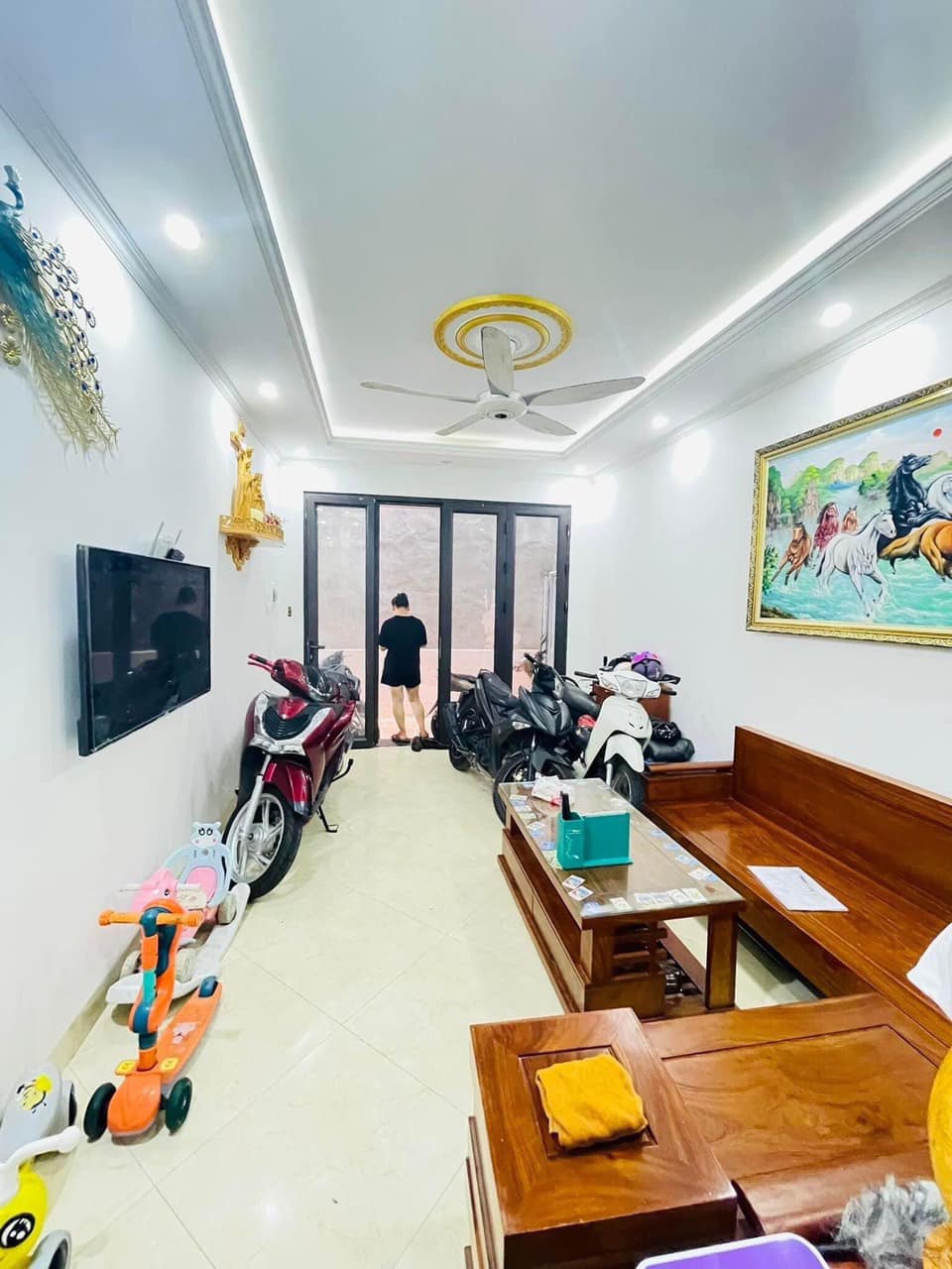 Bán nhà phân lô phố Khương Đình Thanh Xuân,tặng full nội thất ,40mx5 Tầng,giá 4.4 tỷ