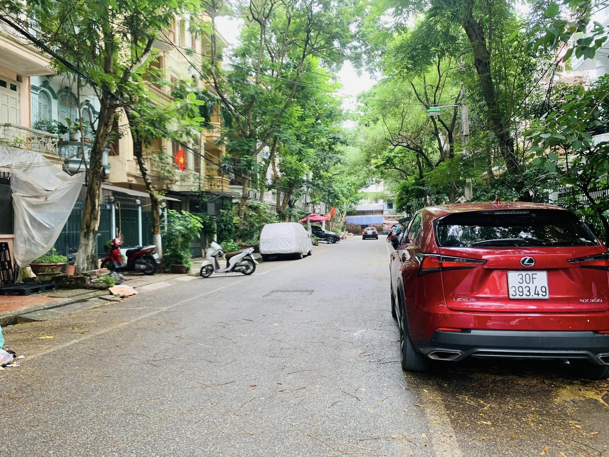 TRƯƠNG ĐỊNH PHÂN LÔ 60M2X4T - Ô TÔ VÀO NHÀ - NỘI KHU SẠCH ĐẸP - AN NINH ĐẢM BẢO 24/24.