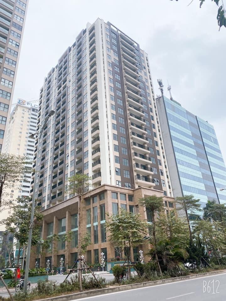 TOÀ NHÀ TỔ HỢP DỊCH VỤ - VĂN PHÒNG - CĂN HỘ DU LỊCH - NGUY NGA GIỮA PHỐ NGUYỄN HOÀNG