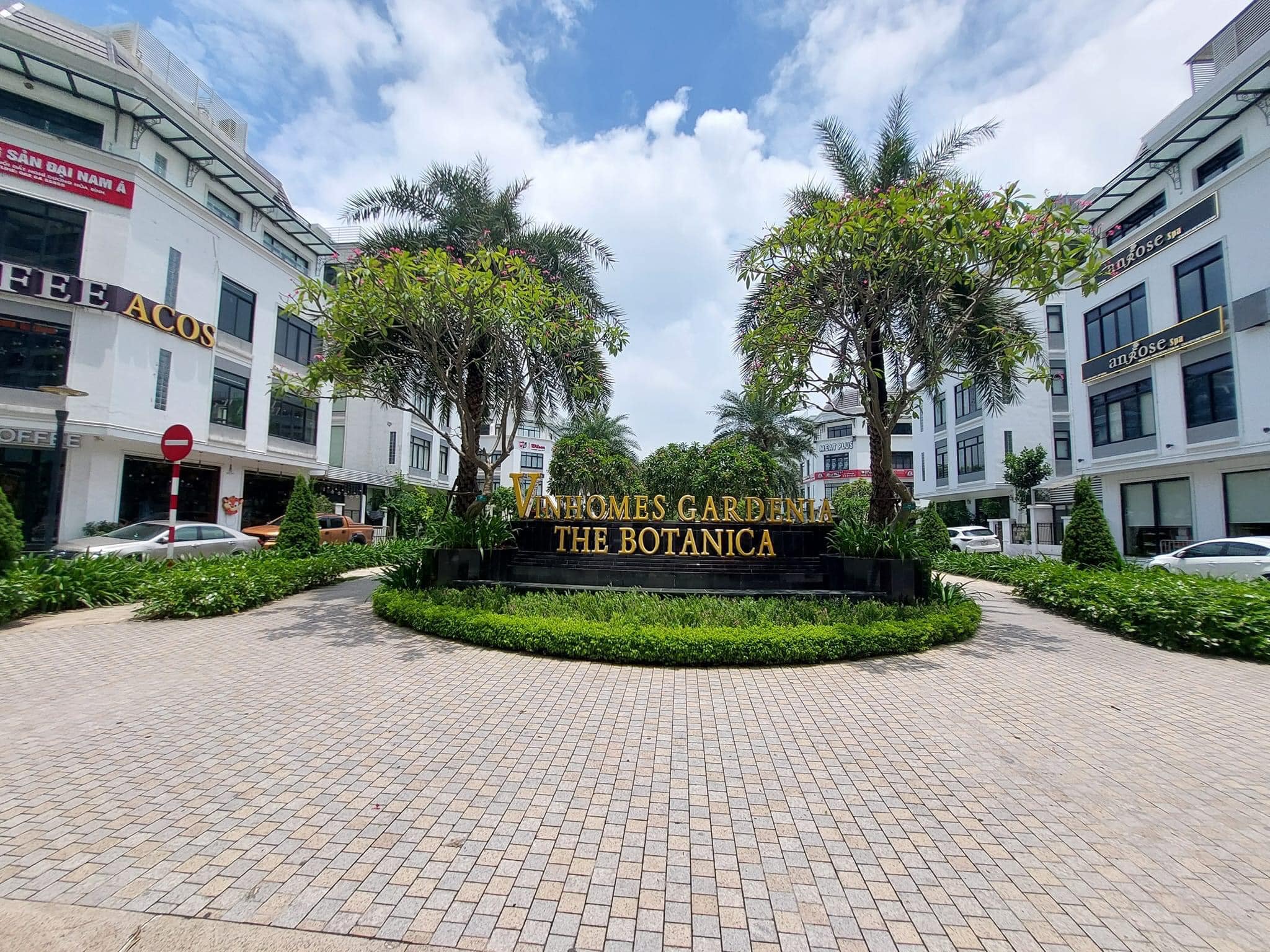 BÁN GẤP BIỆT THỰ LIỀN KỀ VINHOME HÀM NGHI- DT 93M- 5T- MT 6M- VỈA HÈ Ô TÔ TRÁNH- KINH DOANH- GIÁ 31.5 TỶ