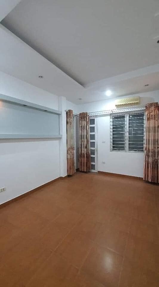 Bán nhà mặt phố Ngọc Hà, kinh doanh đỉnh cao, tiện ích ngập tràn