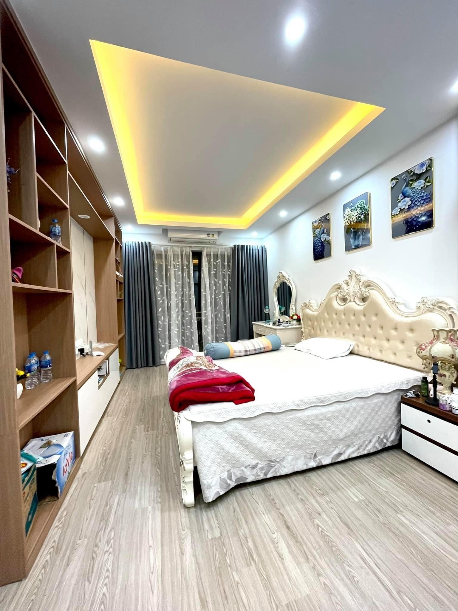 Bán nhà mặt phố Nguyễn Viết Xuân, Thanh Xuân 72m, 4 tầng, mt 4.3m. Giá: 19.5 tỷ