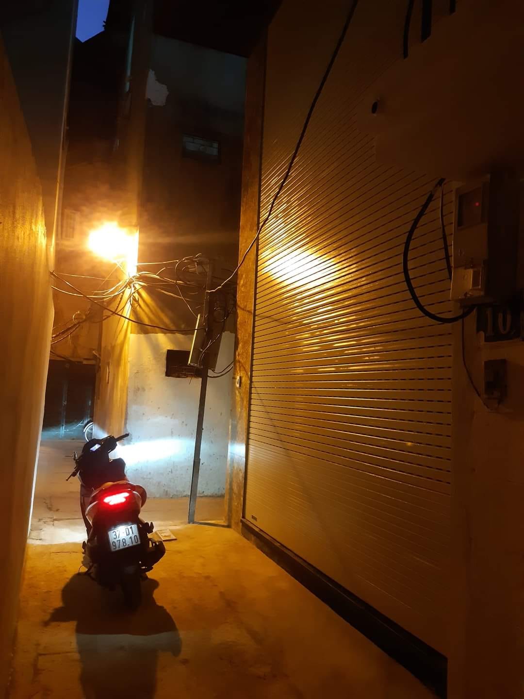 Bán nhà kinh doanh nhỏ Bạch Mai, 4 tầng, 35m2, ngõ thông xe ba gác 2.3 tỷ TL