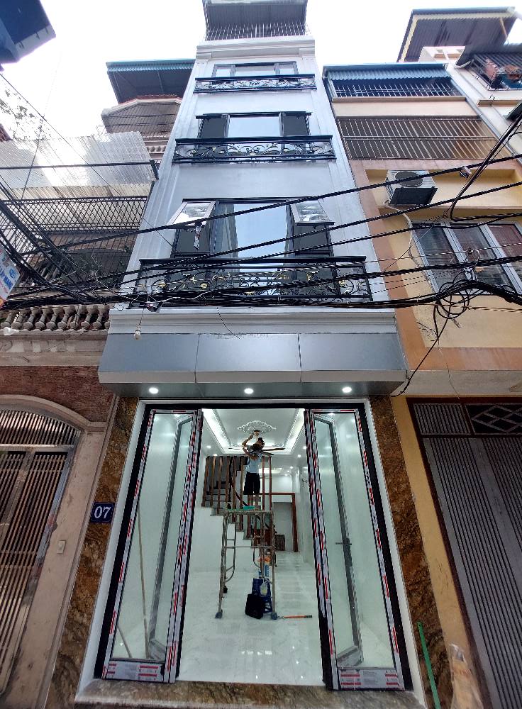 Bán Nhà Ngõ 18 Định Công Thượng 43m2 nhà 5 tầng giá 5.85 tỷ có thương lượng