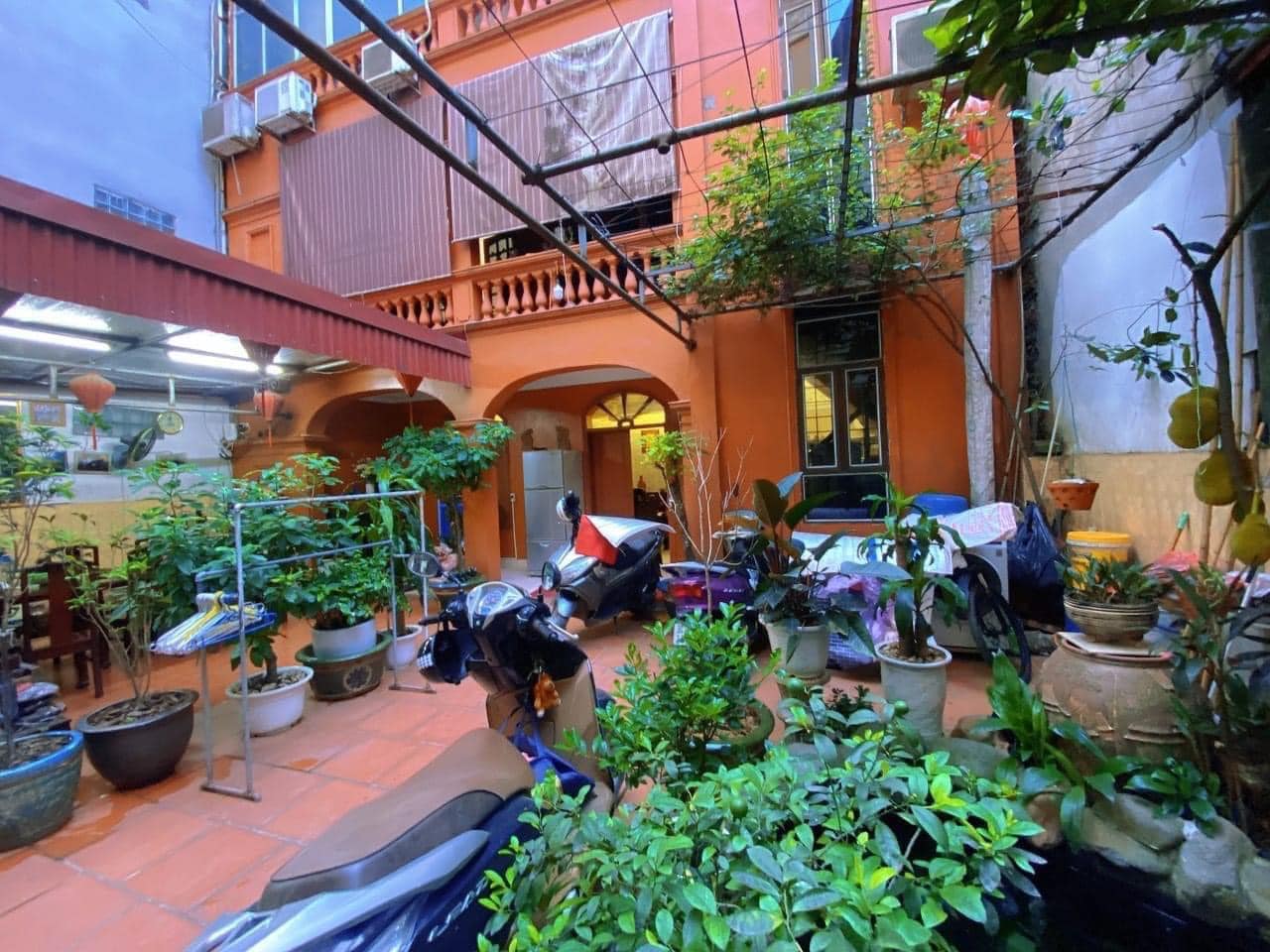 Bán nhà Hồ Tùng Mậu 126m2x3T, MT 10m, ngõ nông rộng, gần phố, chia lô xây ccmn, 11 tỷ