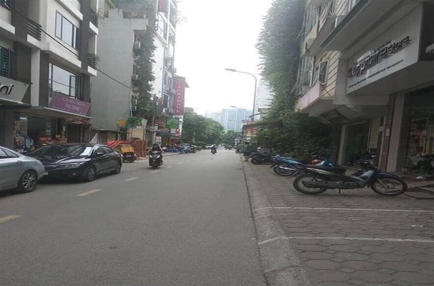 Bán siêu Phẩm mặt phố Nguyễn Văn Tuyết, 241m2, MT10m, 75 tỷ