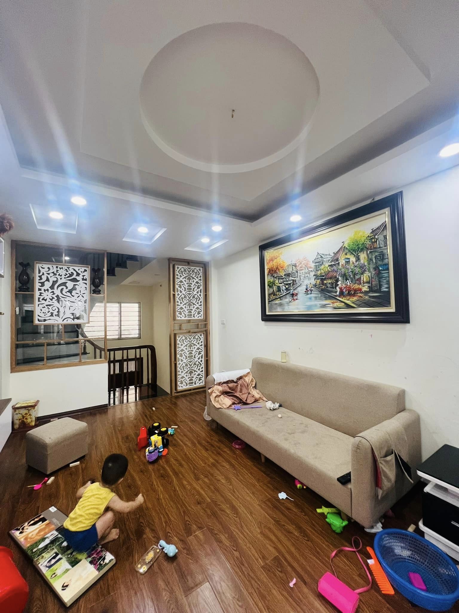 Lạc Long Quân, Tây Hồ 40m2, 5T, ngõ thông kinh doanh ôtô vào nhà 5,6 tỷ