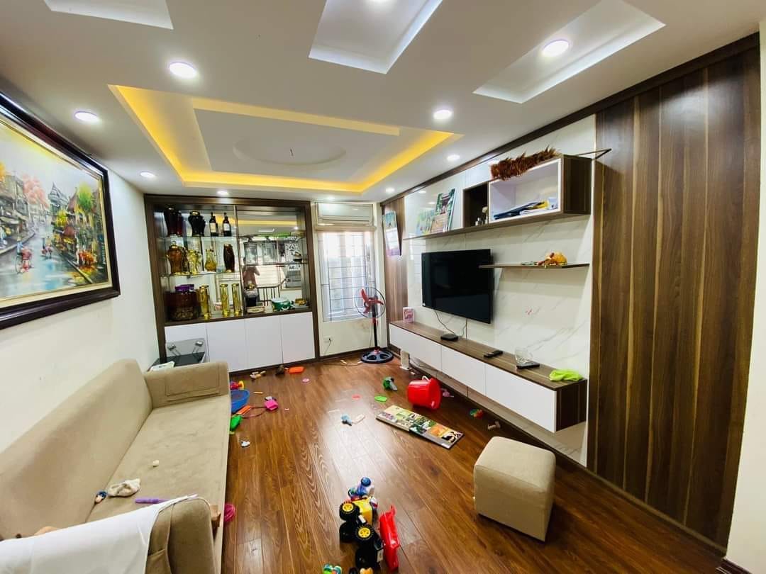 Nhà Hiếm Có Ở Mỹ Đình, Lô Góc Thoáng, Gần Bãi Ô Tô, 5 Tầng Chỉ Nhỉnh 4 Tỷ