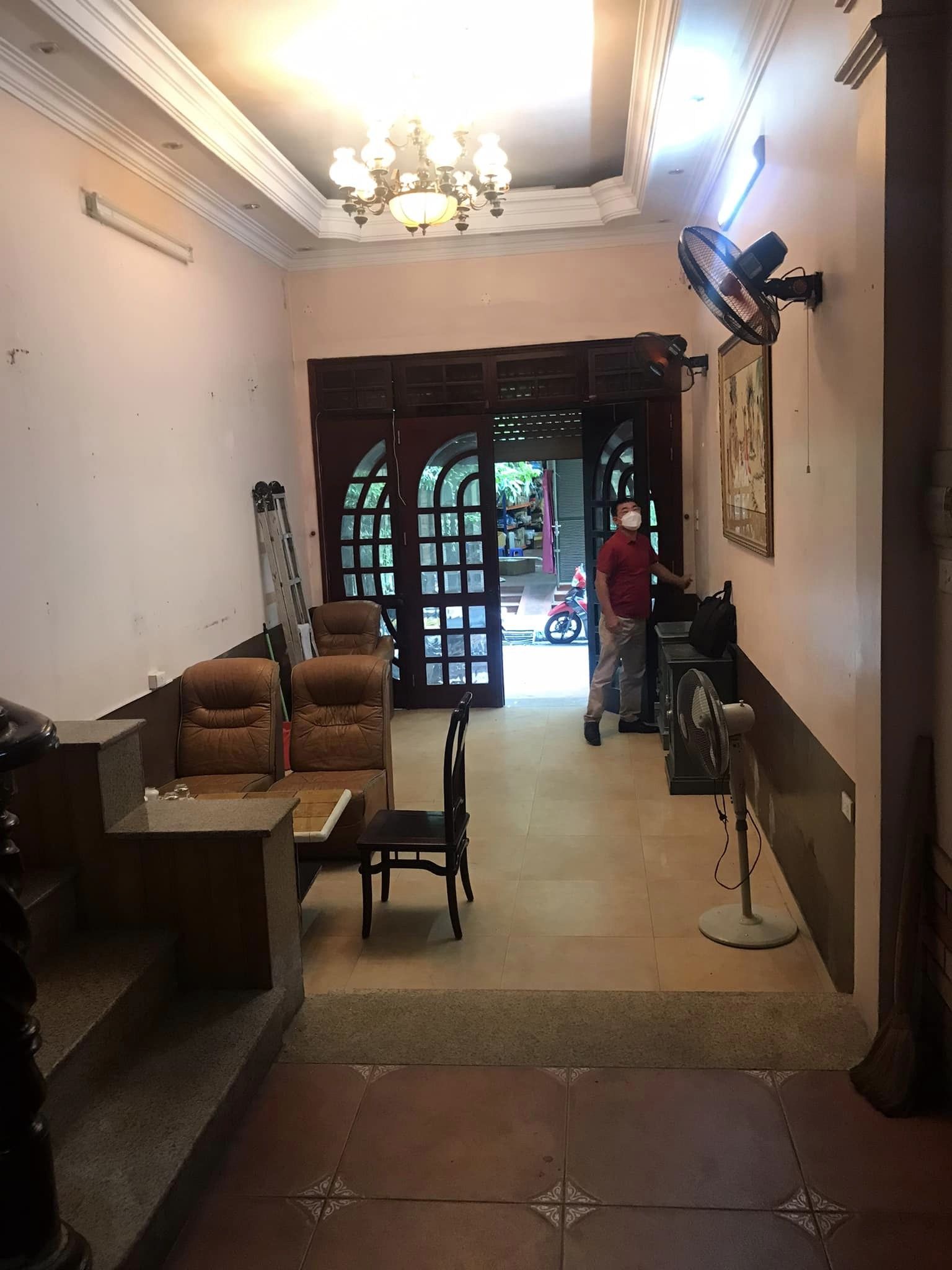 VỊ TRÍ HIẾM-PHÂN LÔ-ÔTÔ VÀO NHÀ-48M 10xTỶ-KHU VIP ĐẦM TRẤU-FULL NỘI THẤT-KINH DOANH