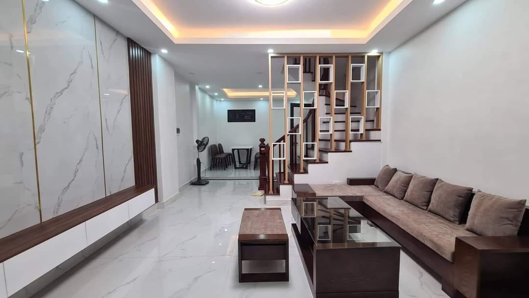 Bán nhà Yên Phụ 36m/4T/4N Ô tô đỗ cổng 3 tỷ