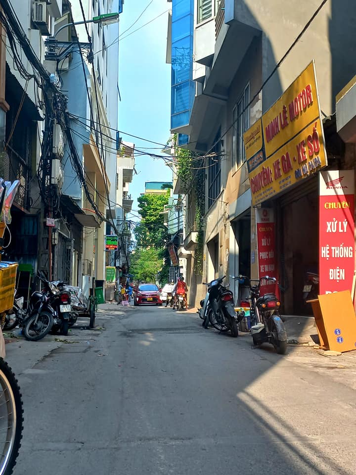 Mặt ngõ 2 Đại Lộ Thăng Long 40m2, MT 4m3, 2 ô tô tránh, kinh doanh sầm uất, 9.25 tỷ