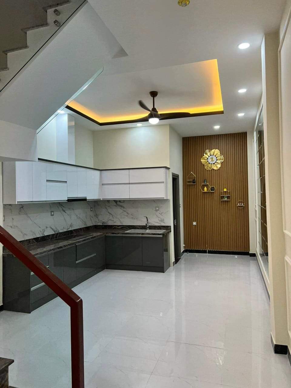 Bán Gấp nhà hxh 56m2 Lê Đình Cẩn Bình Tân 4.3 tỷ