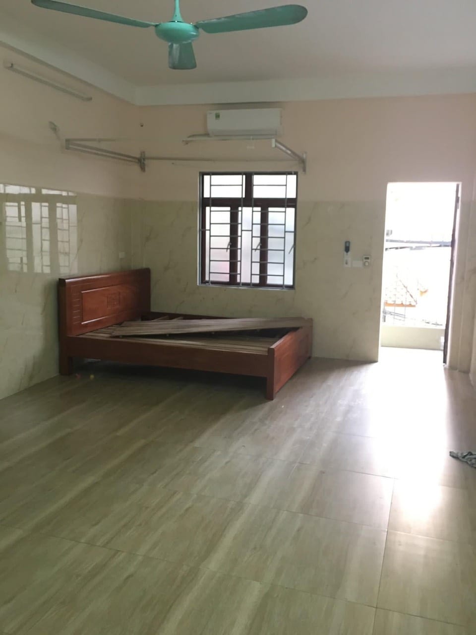 BÁN NHÀ MỄ TRÌ- NAM TỪ LIÊM DIỆN TÍCH 46M- 6 TẦNG- MẶT TIỀN 4.5M- Ô TÔ ĐỖ CỬA- GIÁ CHỈ 6.1 TỶ