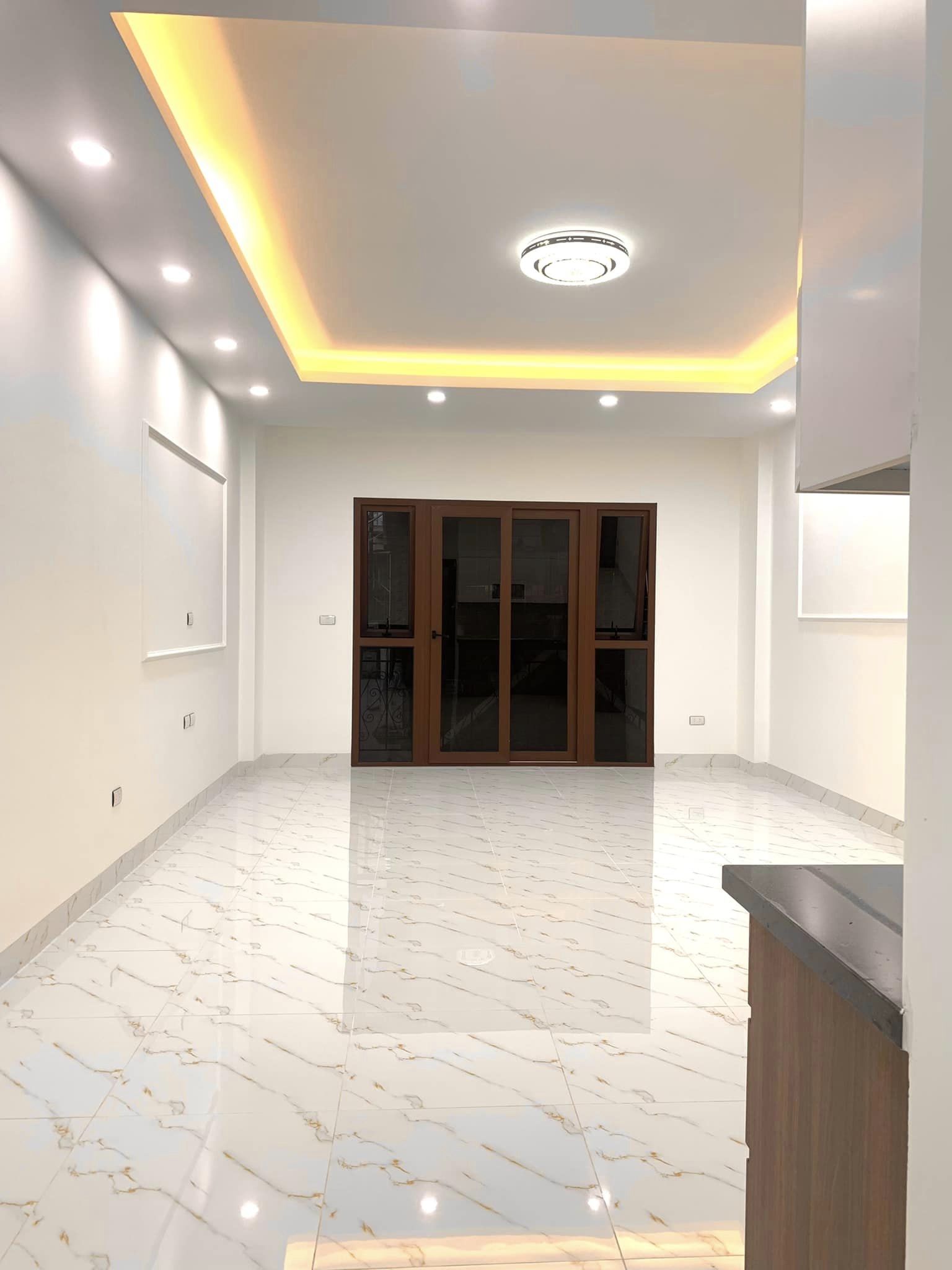 Bán nhà Yên Hòa, Nguyễn Khang, sổ A4, 2 thoáng,ngõ thông, Kinh Doanh, 55m2x5T,giá 6.3 tỷ