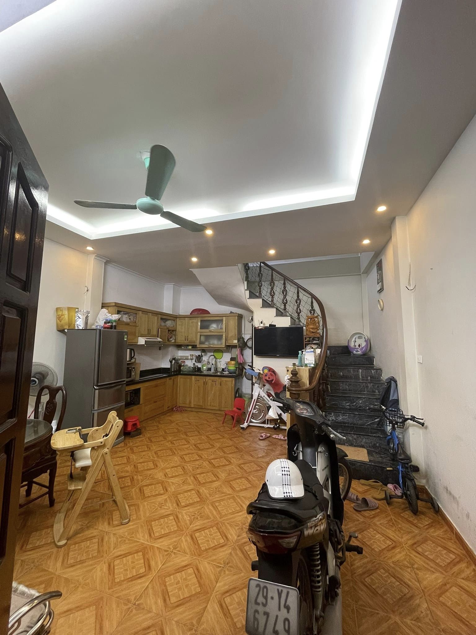 Bán nhà đẹp 4tầng 33m2 mặt tiền 4m 3.25tỷ gần ôtô phố Trần Cung Cầu Giấy(2)