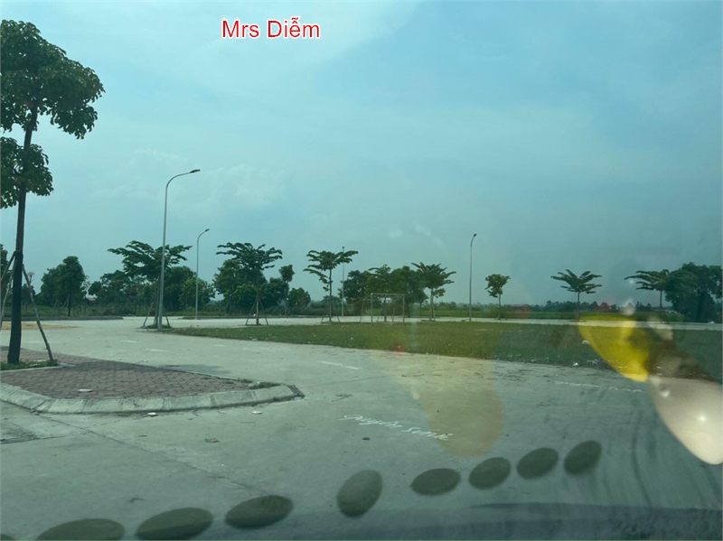 Chủ chào giá 30 triệu, Mrs Diễm cần bán 14m mặt tiền, 168m đất bìa làng Việt Hùng, Đông Anh