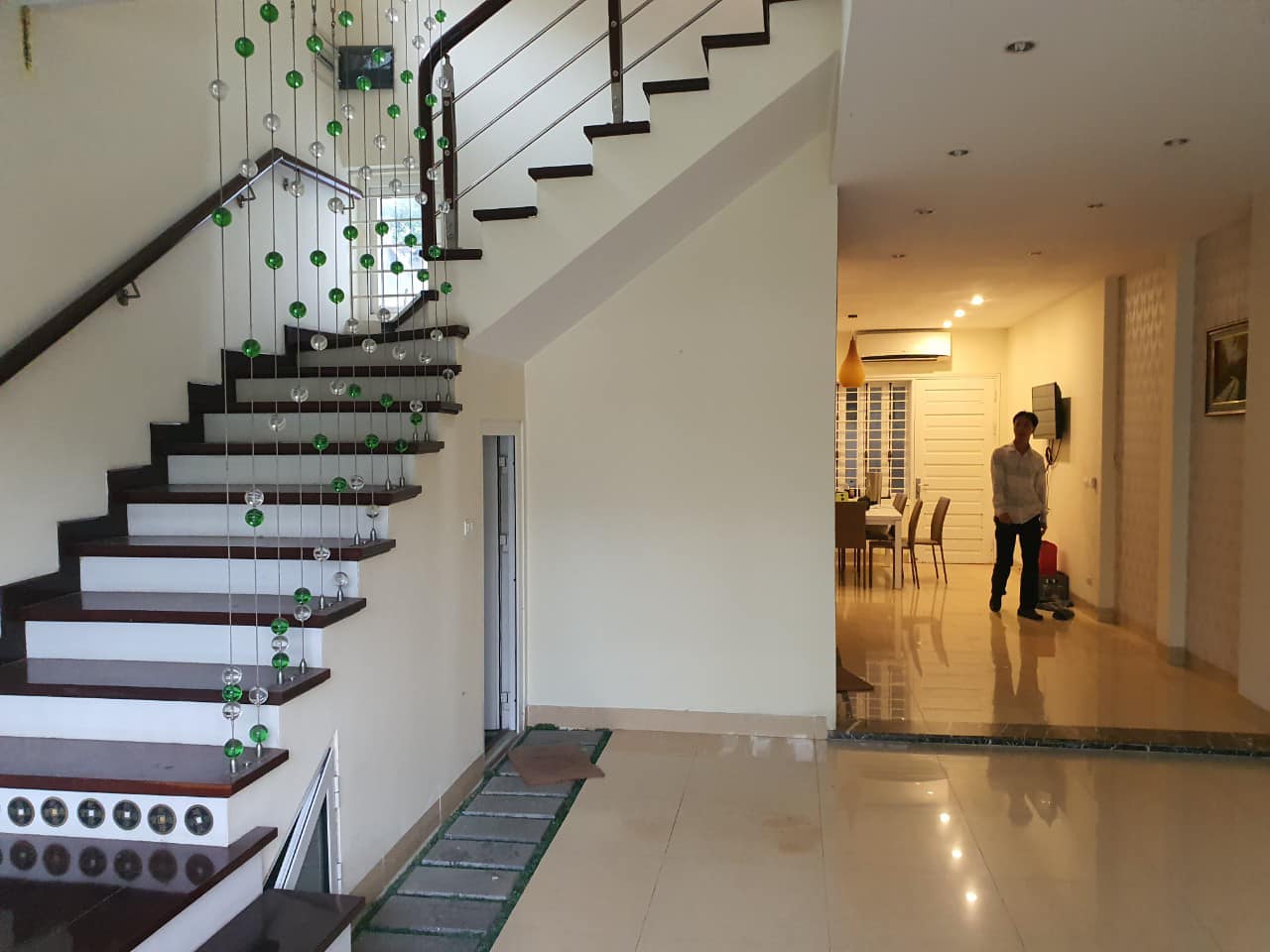 6 tầng thang máy Lê Đức Thọ 86m2, lô góc siêu đẹp, view hồ kinh doanh, nội thất xịn, 14.1 tỷ