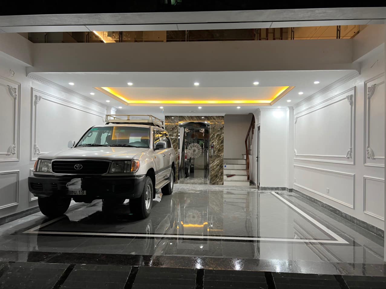 Chính chủ Bán nhà Nghi Tàm 36m/MT4m Kinh doanh Ô tô tránh