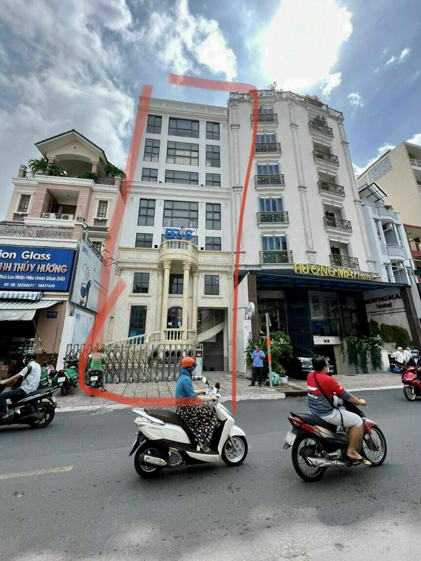 Bán toá nhà Quận 3 góc 2 mặt tiền đường Nguyễn Phúc Nguyên hầm 8tầng 95tỷ DT 10x23